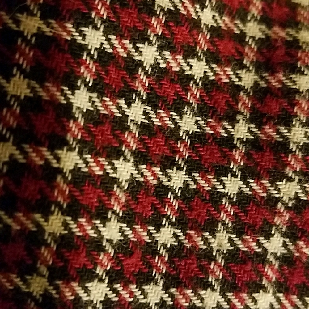 Meet your Posher, Cassandra